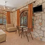 Apartmán Orothea Sea View Retreat With Pool In Keri Zakynthos