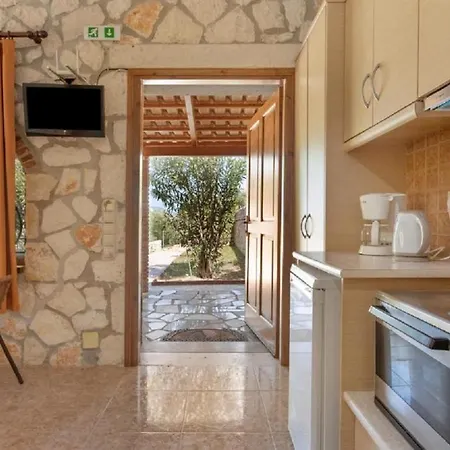 Orothea Sea View Retreat In Keri Lejlighed