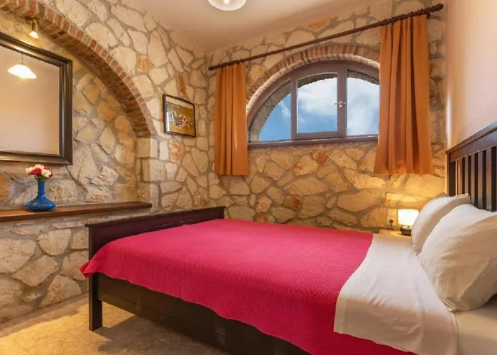 Orothea Sea View Retreat With Pool In Keri شقة *