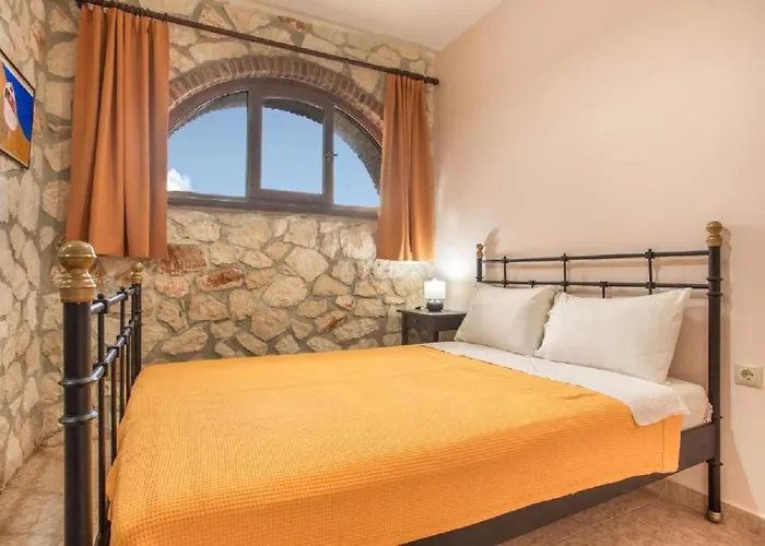 شقة Orothea Sea View Retreat With Pool In Keri