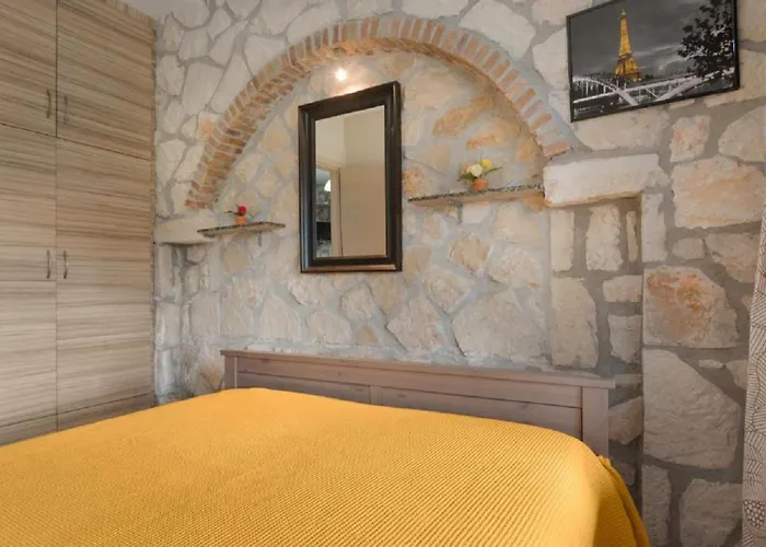 Orothea Sea View Retreat With Pool In Keri