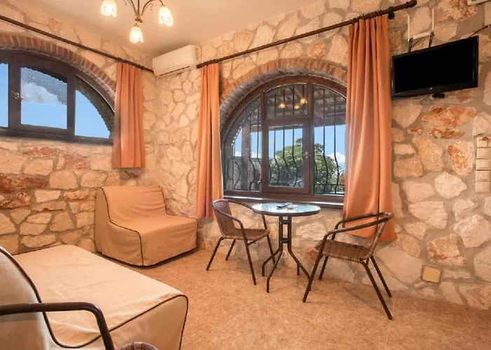 Orothea Sea View Retreat With Pool In Keri