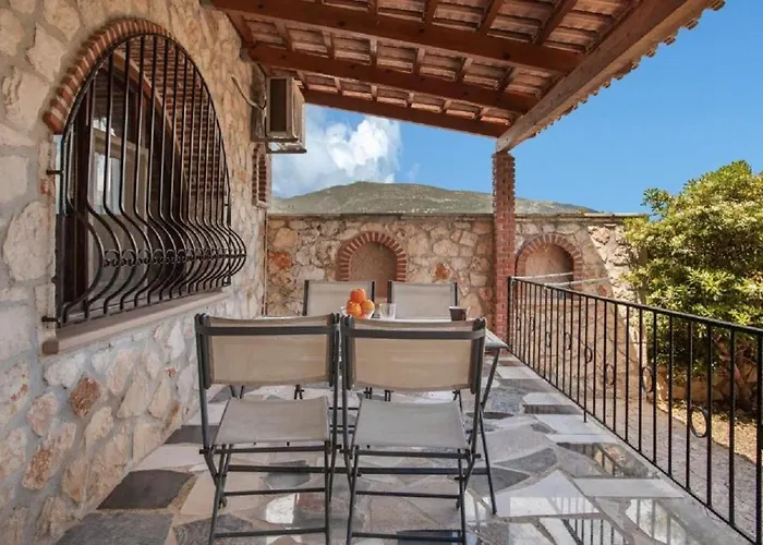 Orothea Sea View Retreat With Pool In Keri شقة *