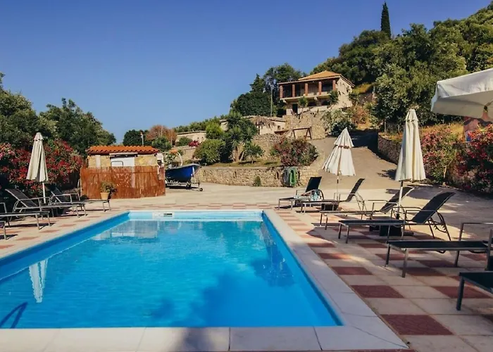 شقة Orothea Sea View Retreat With Pool In Keri
